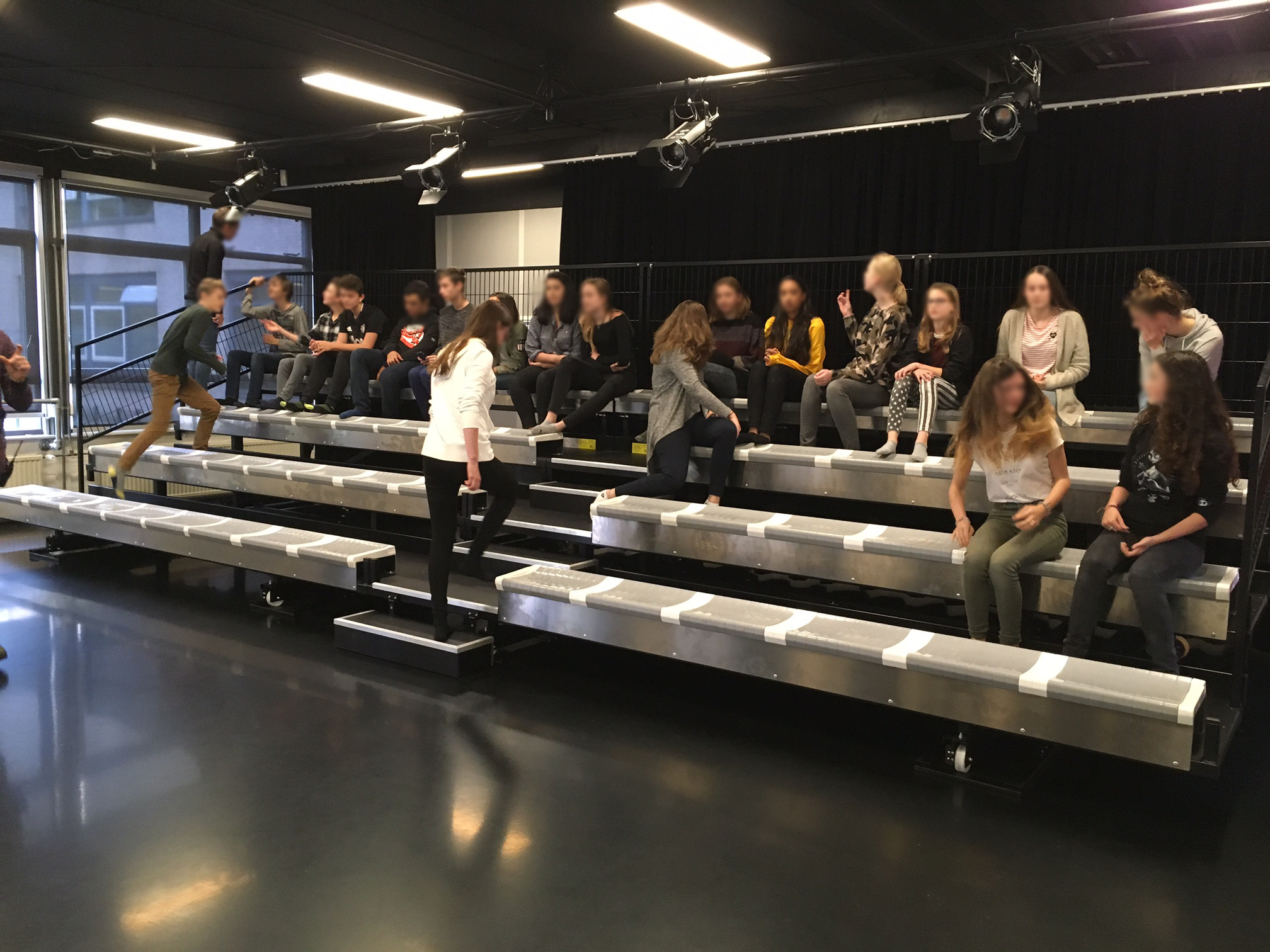 Mobiele telescopische tribune | TI58 | COS Tribune