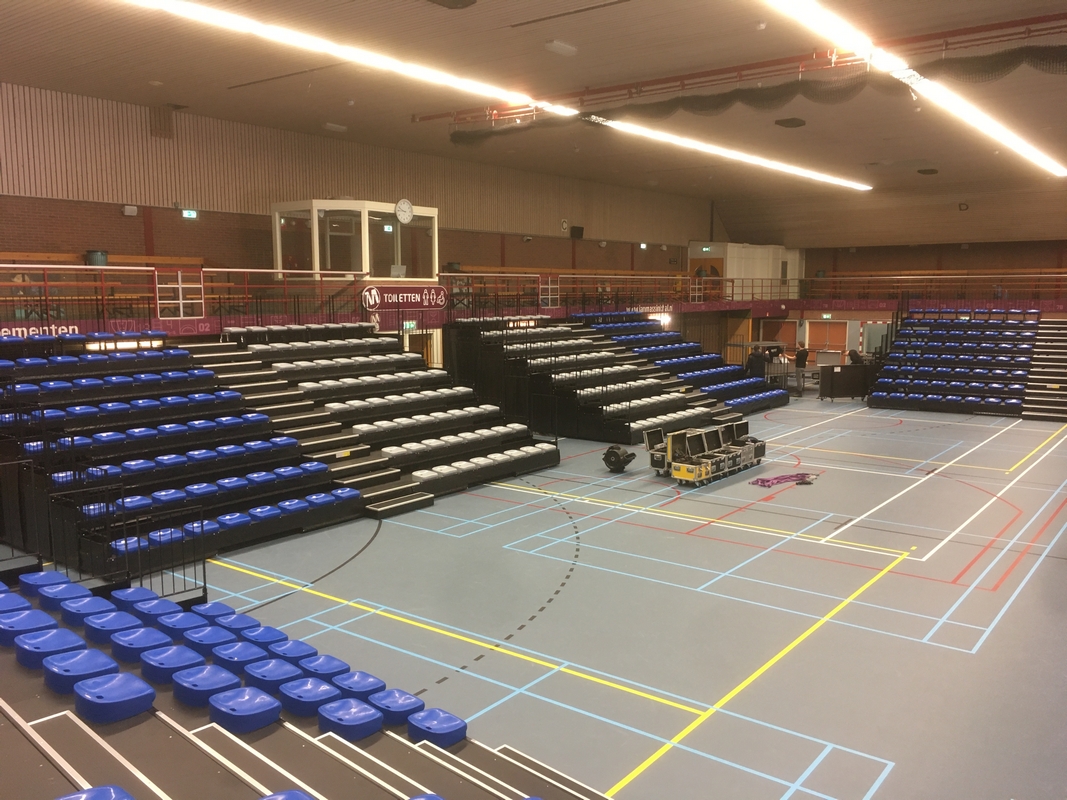 Telescopische tribune | Jan Massinkhal Nijmegen 